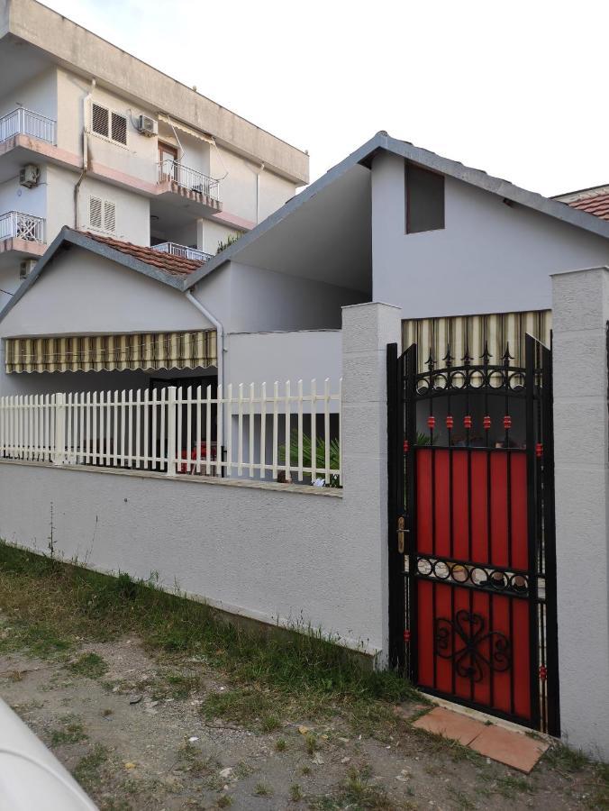 Klea Rooms Velipojë المظهر الخارجي الصورة